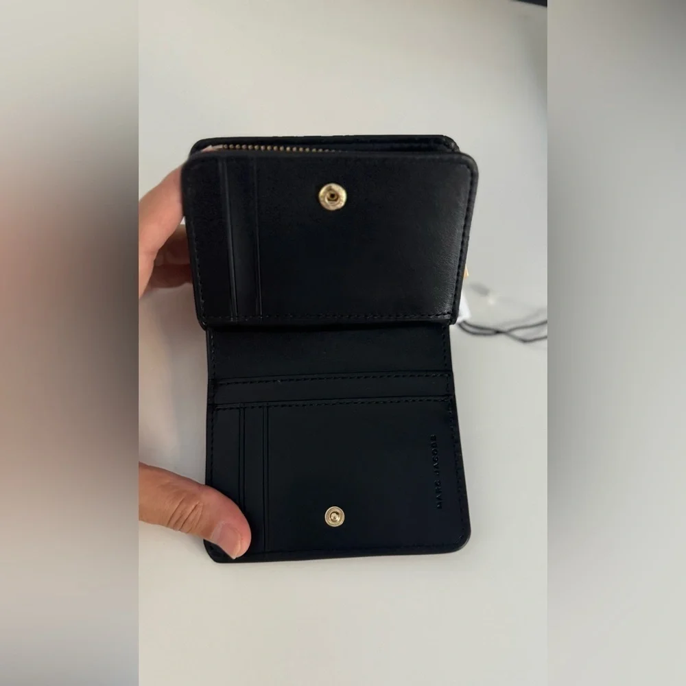 NWT Marc Jacobs Black Leather Wallet